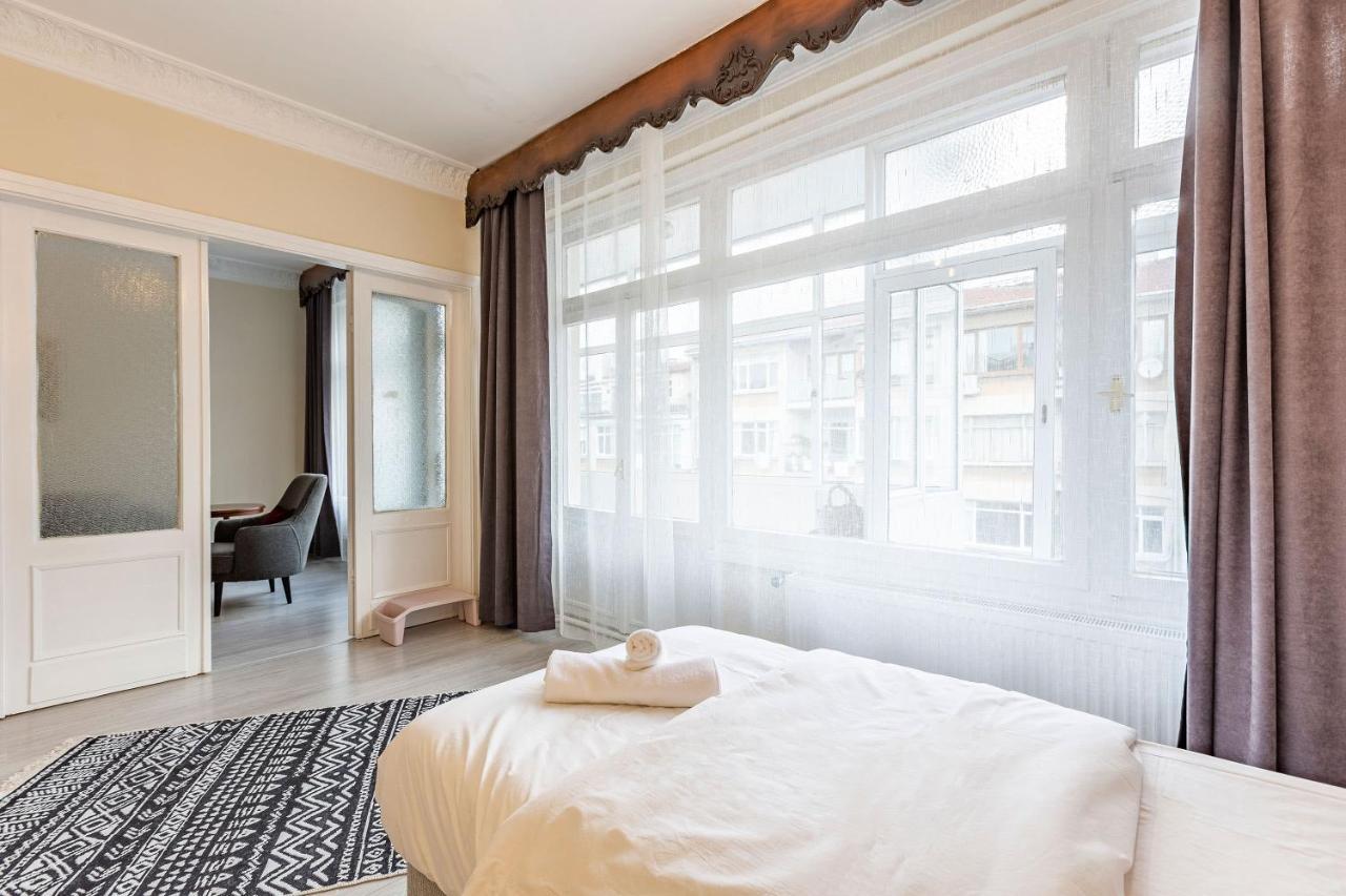Charming Apartment Surrounded By Vibrant Attractions In Kadikoy İstanbul Dış mekan fotoğraf