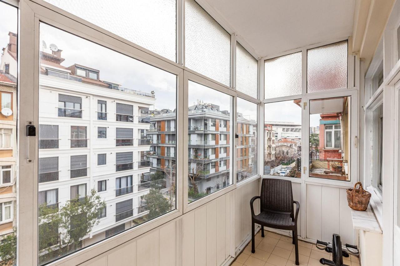 Charming Apartment Surrounded By Vibrant Attractions In Kadikoy İstanbul Dış mekan fotoğraf